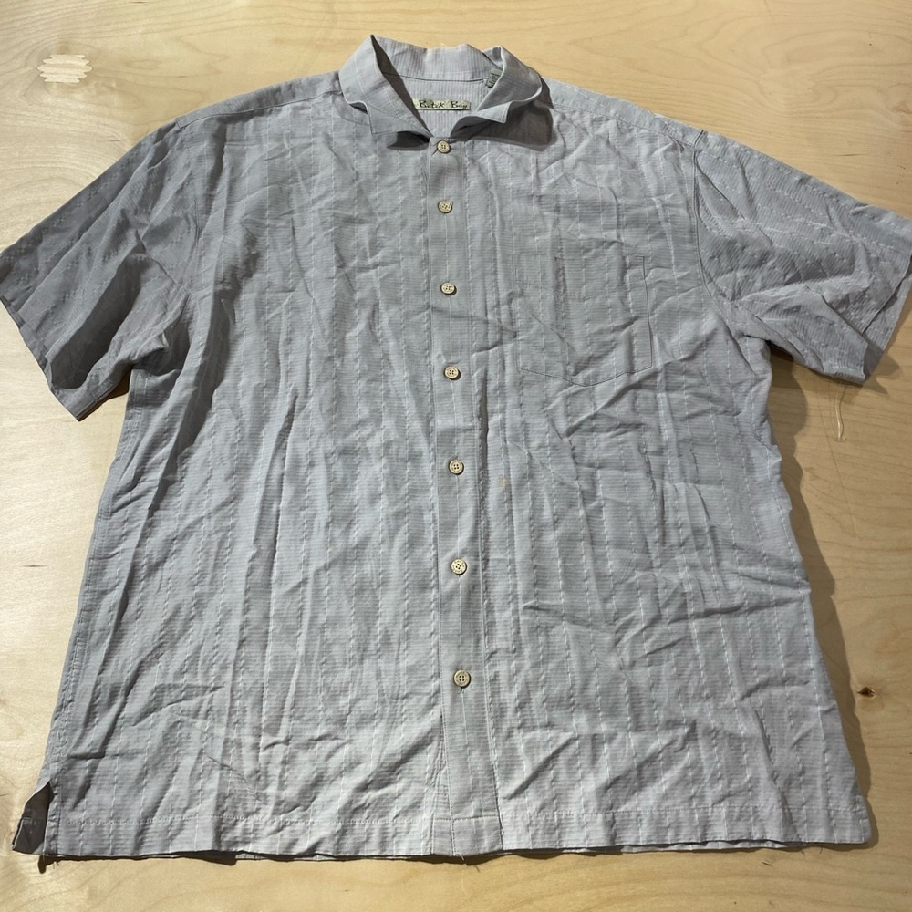 Batik Bay Men's Gray Short Sleeve Shirt XL (NM)